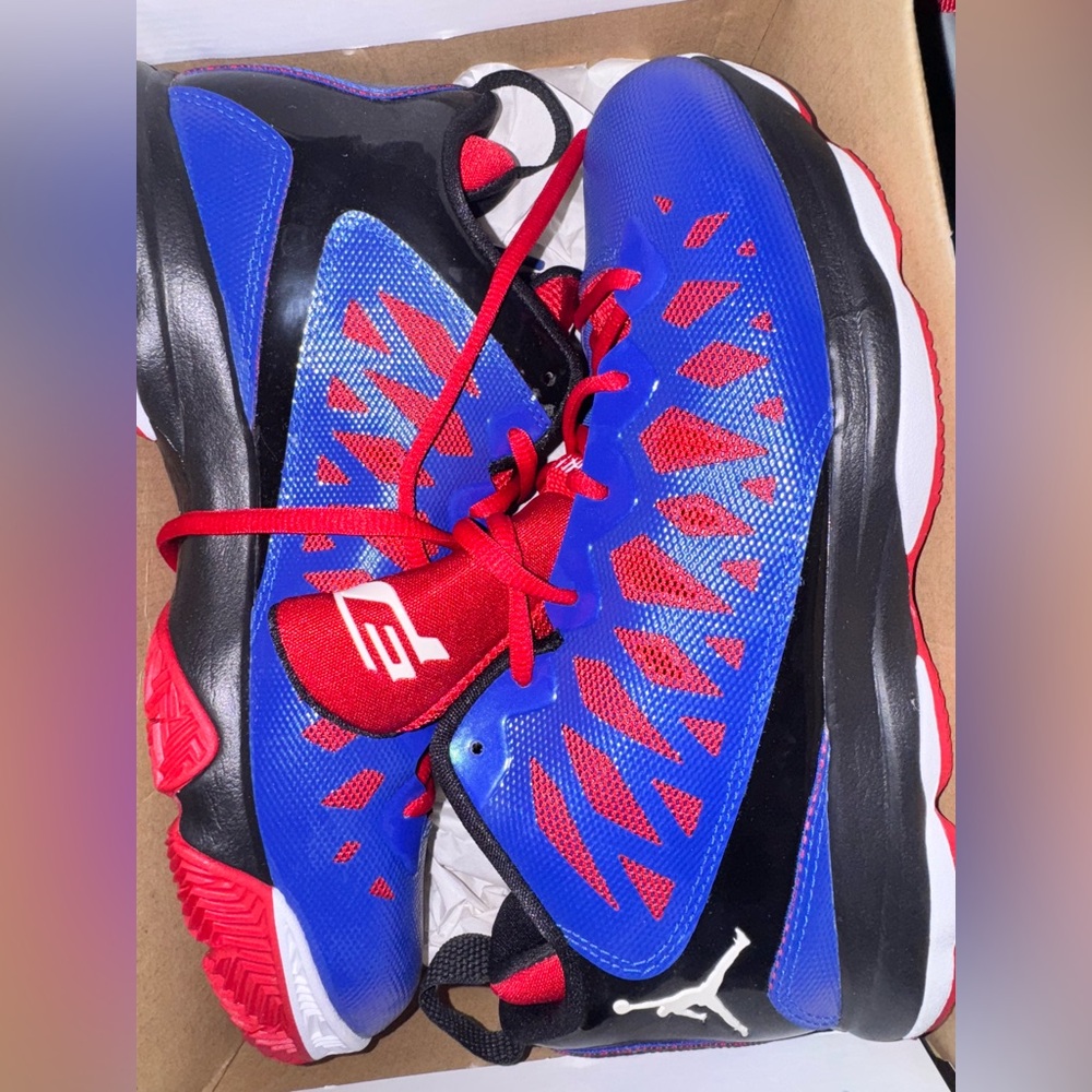 Chris Paul Grade School (boys) sneakers